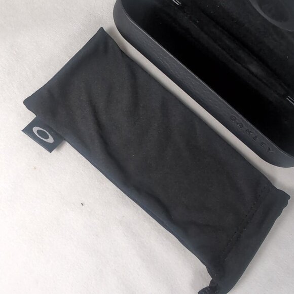 Oakley Black Glasses Sunglasses Case ONLY HDO Faux Leather Hardshell Bag Cloth - Picture 6 of 16